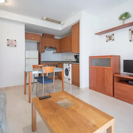 Tarracohomes- Th140 Con Aire Acondicionado En El Centro De